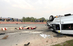 Tai nạn thảm khốc 8 người chết: Quê nghèo bàng hoàng nhận hung tin