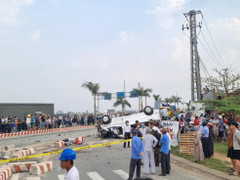 Tai nạn thảm khốc 8 người chết: Quê nghèo bàng hoàng nhận hung tin