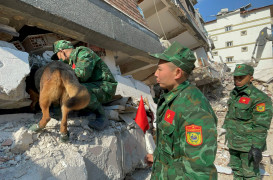 Tổng thống Thổ Nhĩ Kỳ xin lỗi người dân vì cứu hộ chậm trễ