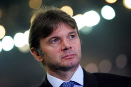 Mơ World Cup cùng HLV Troussier, đội tuyển Việt Nam phải thay đổi thế nào?