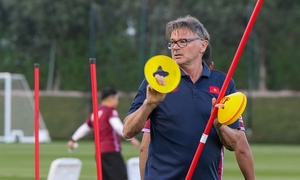 HLV Troussier siết kỷ luật, U23 Việt Nam luyện 'bài tủ' đấu U23 Iraq