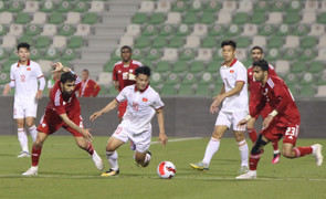 Phong cách Troussier khác Park Hang Seo, U23 Việt Nam mạnh yếu ra sao?