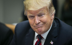 Hình ảnh ông Trump ra hầu toà