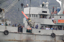 Rơi trực thăng Bell 505: Bảo hiểm PVI tạm ứng 1,18 tỷ đồng cho gia đình phi công