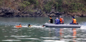 Rơi trực thăng Bell 505: Bảo hiểm PVI tạm ứng 1,18 tỷ đồng cho gia đình phi công