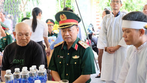 Rơi trực thăng Bell 505: Bảo hiểm PVI tạm ứng 1,18 tỷ đồng cho gia đình phi công