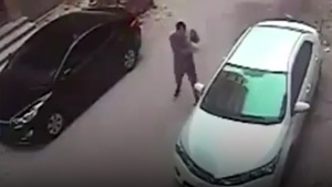 Cái kết đắng với kẻ dùng gạch đập kính ô tô để trộm đồ