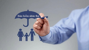 Diễn viên Ngọc Lan đáp trả khi bị chỉ trích 'diễn vụ bảo hiểm'