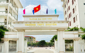 Dấu hiệu con đang bị bắt nạt, bạo lực học đường cha mẹ cần biết