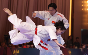 Cận cảnh bài thi xuất sắc giúp đoàn Việt Nam giành HCV đầu tiên ở SEA Games 32