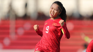 Huỳnh Như phô diễn đẳng cấp, tuyển Việt Nam dẫn trước Myanmar