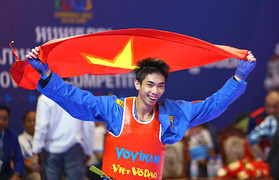 Võ sĩ Việt Nam sốt 39 độ vẫn giành HCV SEA Games 32