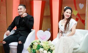 Hồng Vân ‘ngã ngửa’ trước chiến thuật ‘đánh nhanh rút gọn’ của ca sĩ Phong Đạt