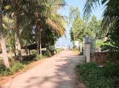 Bé 4 tuổi vặn tay ga xe máy khiến 3 người tử vong: Nỗi đau xé lòng người ở lại