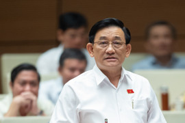 ĐBQH: Cần thay thế cán bộ sợ trách nhiệm như huấn luyện viên thay cầu thủ