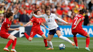 Báo Mỹ khen đội tuyển nữ Việt Nam, thán phục tài năng của thủ môn Kim Thanh