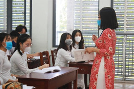  'Đối thoại' trực tiếp với Bộ trưởng GD&ĐT, các giáo viên kiến nghị gì?