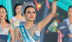 Hoa hậu đi thi với 3 cuốn sách lịch sử, 34 năm chưa trao lại vương miện là ai?