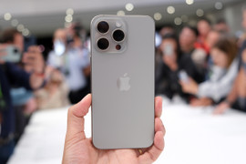 iPhone 15 Plus giá bao nhiêu?