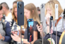 iPhone 15 Plus giá bao nhiêu?