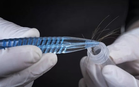 Đi xét nghiệm ADN, ông bố tá hoả phát hiện giới tính thật của con