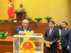 Quốc hội hoàn thành bỏ phiếu tín nhiệm 44 cán bộ