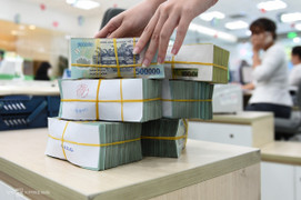 Đại biểu Quốc hội đề nghị ngân hàng tiếp tục hạ lãi suất, nới điều kiện cho vay