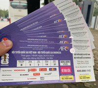 Chợ mạng bán vé trận Việt Nam - Indonesia dưới giá gốc vẫn hiếm người mua