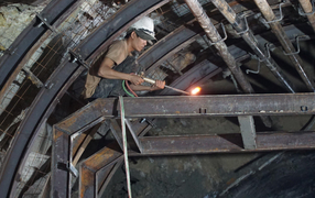 Bộ GTVT: Tập trung khắc phục sự cố sạt lở hầm Bãi Gió, sớm thông tàu Bắc-Nam