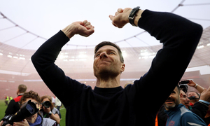 Bayer Leverkusen vô địch Bundesliga: Ngả mũ trước Xabi Alonso