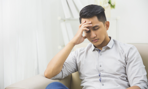 Bị trêu 'bé không giống bố', người đàn ông bí mật mang tóc con xét nghiệm ADN