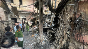 Nam Định tặng bằng khen 2 người hùng đập tường cứu người trong vụ cháy nhà trọ