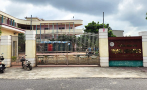 Bé trai tử vong sau 11 giờ bị bỏ quên trên xe: Khởi tố thêm tài xế và 2 cô giáo