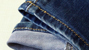 Mẹo lên gấu quần jeans không cần cắt