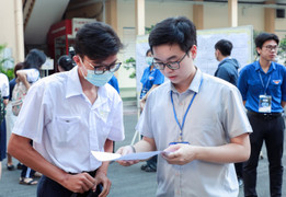 Thủ khoa các khối chọn trường đại học nào?