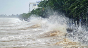 Chuyên gia: Bão số 3 rất mạnh, có thể tăng 6 cấp sau khi vào Biển Đông