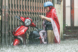 'Khẩn trương khắc phục hậu quả bão lũ, nhanh chóng ổn định đời sống Nhân dân'