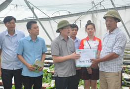 'Khẩn trương khắc phục hậu quả bão lũ, nhanh chóng ổn định đời sống Nhân dân'