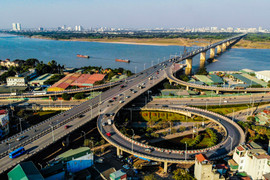 Ngắm từ trên cao những cây cầu ở Hà Nội bắc qua sông Hồng