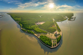 Lãnh đạo không phải người địa phương: Phòng ngừa tha hóa, bảo vệ cán bộ khỏi quan hệ thân tộc