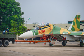 Tiêm kích Su-30MK2 như mới sau khi Việt Nam đại tu, chỉ 4 quốc gia làm được