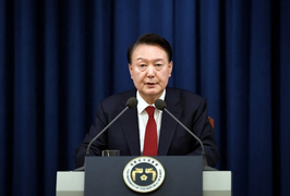 Tổng thống Hàn Quốc tuyên bố dỡ bỏ tình trạng thiết quân luật 