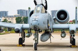 Điều đặc biệt về chiến đấu cơ 'lợn lòi' A-10 của Mỹ vừa đến Việt Nam