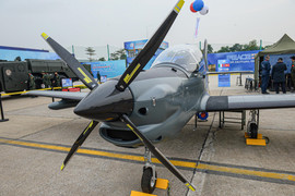 TP-150 - máy bay huấn luyện đầu tiên do công ty Việt Nam sản xuất