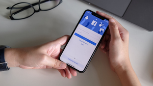 Xác thực tài khoản mạng xã hội Facebook thế nào?
