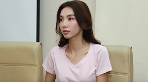 'Bà trùm' Công ty Sen Vàng giúp Thùy Tiên ký hợp đồng né trách nhiệm vụ kẹo Kera