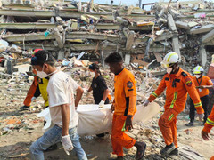 Hơn 300 căn hộ ở TP.HCM nứt tường sau dư chấn động đất: Sở Xây dựng thông tin