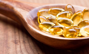 Những người nên thận trọng khi dùng Omega-3