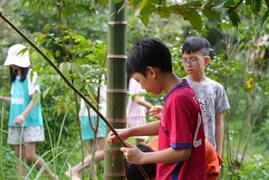 Sau vụ trại hè Làng Háo Hức, nhiều phụ huynh giật mình từng 'giao trứng cho ác'
