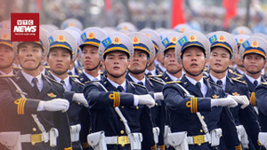 Tinh thần thép: Chiến sĩ say nắng vẫn tiếp tục luyện tập diễu binh ngày 2/9